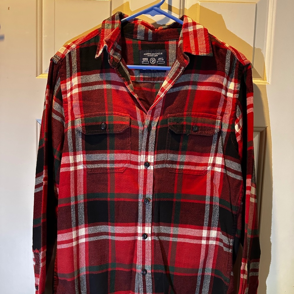 American Eagles Athletic Fit Size Small Flannel